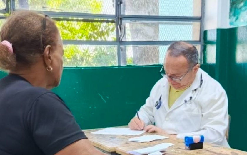 Atención integral: un compromiso con la salud de las mujeres del sector educativo 